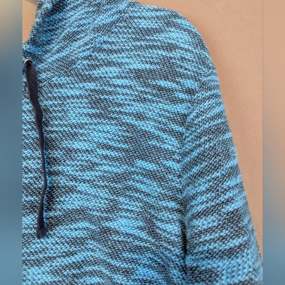 Weekends by Chico's tunic style hoodie size 2(large) in teal - Picture 5 of 10